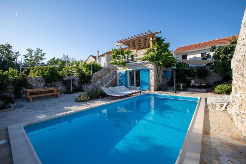 Stone House Kula Milica Villa Mala Cista Buitenkant foto