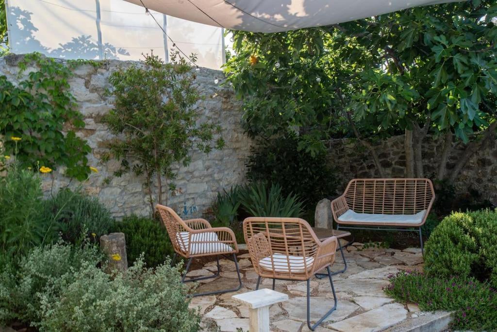 Stone House Kula Milica Villa Mala Cista Buitenkant foto