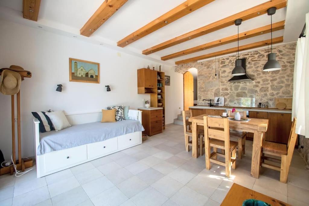 Stone House Kula Milica Villa Mala Cista Buitenkant foto