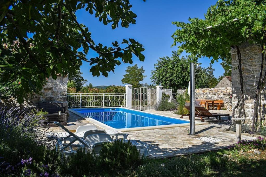Stone House Kula Milica Villa Mala Cista Buitenkant foto